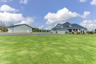 9946 NW 326th Pl, Hillsboro, OR 97124 - Photo 1