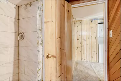 2020 NE 102nd Ave, Portland, OR 97220 - Photo 23