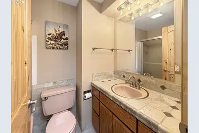2640 NE 8th St, Bend, OR 97701 - Photo 21
