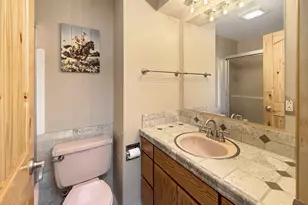 2640 NE 8th St, Bend, OR 97701 - Photo 21