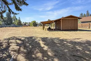 2640 NE 8th St, Bend, OR 97701 - Photo 29