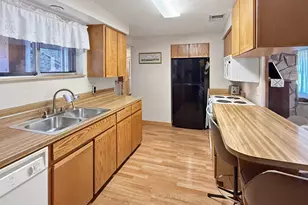 2640 NE 8th St, Bend, OR 97701 - Photo 9
