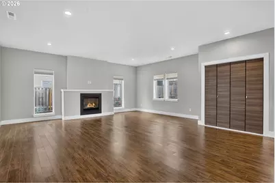 10013 SE Elderberry St, Happy Valley, OR 97086 - Photo 5