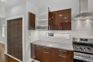 10013 SE Elderberry St, Happy Valley, OR 97086 - Photo 17