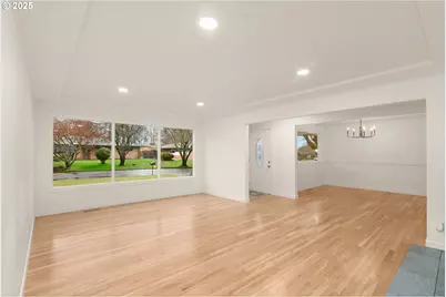 1604 NE 153rd Pl, Portland, OR 97230 - Photo 9