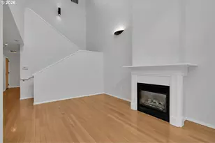 1128 NE Schuyler St, Portland, OR 97212 - Photo 9