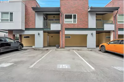 1128 NE Schuyler St #106, Portland, OR 97212 - Photo 23