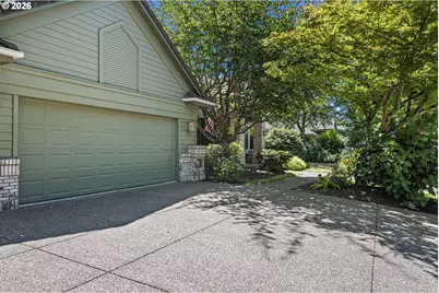 2364 Park Grove Dr, Eugene, OR 97408 - Photo 3