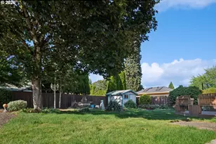 5617 NE Farmcrest St, Hillsboro, OR 97124 - Photo 35