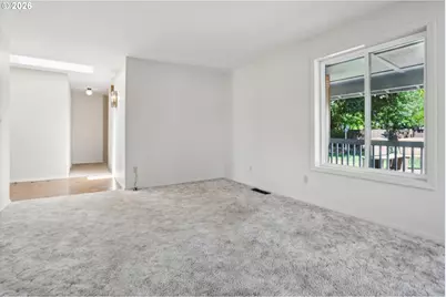 5617 NE Farmcrest St, Hillsboro, OR 97124 - Photo 13