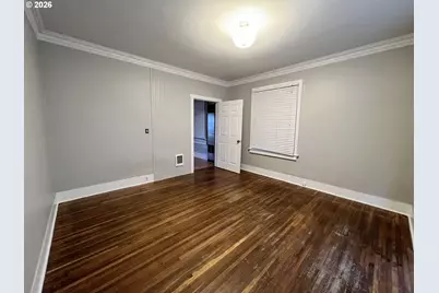 156 Bond St, Astoria, OR 97103 - Photo 7