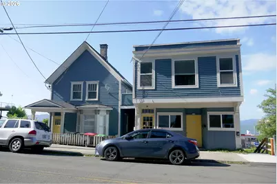 156 Bond St, Astoria, OR 97103 - Photo 1