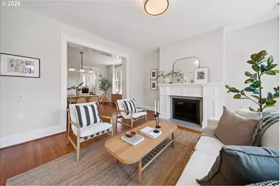 2475 NW Northrup St, Portland, OR 97210 - Photo 5