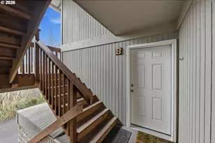 3840 Buccaneer Ln, North Bend, OR 97459 - Photo 3