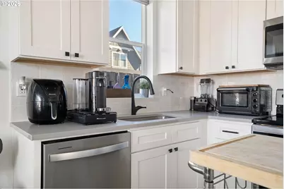 5720 SE Duke St, Portland, OR 97206 - Photo 7