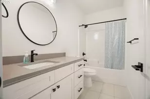 5720 SE Duke St, Portland, OR 97206 - Photo 23