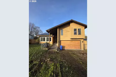 291 SE Shigley St, Winston, OR 97496 - Photo 1