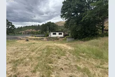 1888 Highway 142, Klickitat, WA 98628 - Photo 5