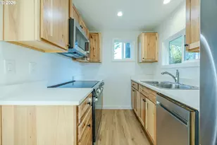 3248 W 15th, Eugene, OR 97402 - Photo 35