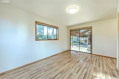 3248 W 15th, Eugene, OR 97402 - Photo 23