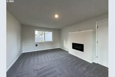 3337 Pine St, Longview, WA 98632 - Photo 9