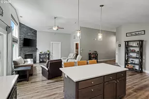 5721 Springwood Ave, Salem, OR 97306 - Photo 15