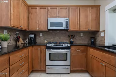 1125 NW Spring St #A302, Newport, OR 97365 - Photo 13