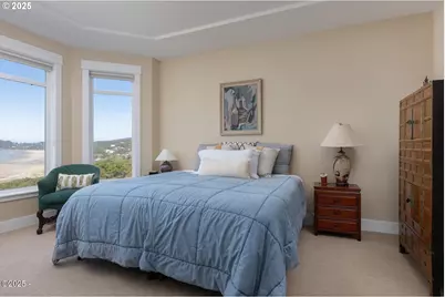 1125 NW Spring St #A302, Newport, OR 97365 - Photo 17