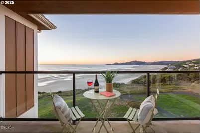 1125 NW Spring St #A302, Newport, OR 97365 - Photo 3