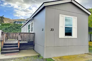 3564 E 2nd St, The Dalles, OR 97058 - Photo 1