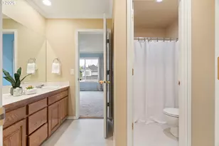 19855 SW 49th Ave, Tualatin, OR 97062 - Photo 37