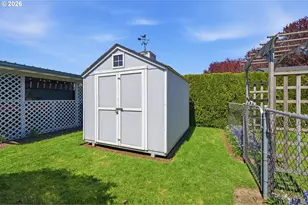 1145 SW Cypress St, McMinnville, OR 97128 - Photo 21