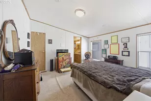 1145 SW Cypress St, McMinnville, OR 97128 - Photo 9