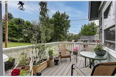 2311 SW 6th Ave #10, Camas, WA 98607 - Photo 9
