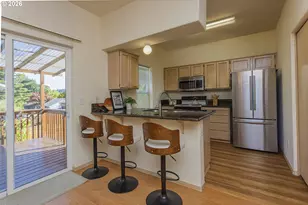 11595 SE Springcrest Dr, Clackamas, OR 97015 - Photo 5