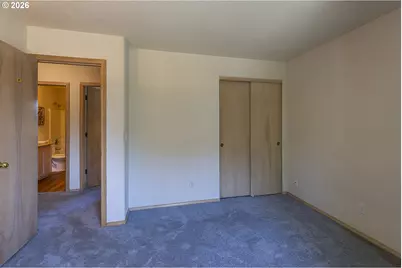 11595 SE Springcrest Dr, Clackamas, OR 97015 - Photo 17