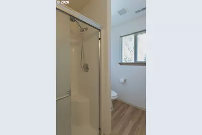 11595 SE Springcrest Dr, Clackamas, OR 97015 - Photo 13