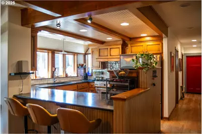 62725 Eagle Rd, Bend, OR 97701 - Photo 5