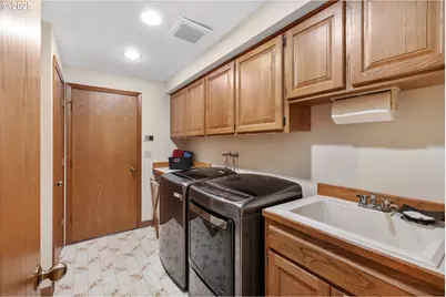 2589 Kilkenny Ct, West Linn, OR 97068 - Photo 41