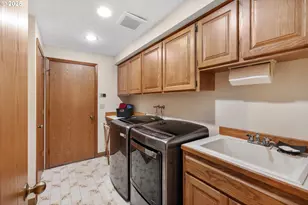 2589 Kilkenny Ct, West Linn, OR 97068 - Photo 41