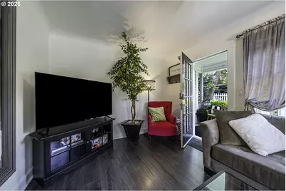 215 S 4th St, Jacksonville, OR 97530 - Photo 17