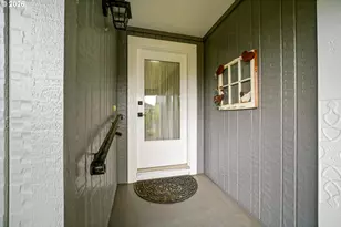 1639 Nut Tree Dr, Salem, OR 97304 - Photo 5
