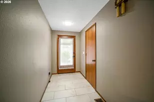1639 Nut Tree Dr, Salem, OR 97304 - Photo 7