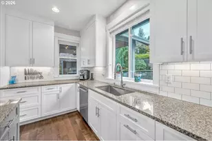 14111 SE Tarnahan Ct, Happy Valley, OR 97086 - Photo 7