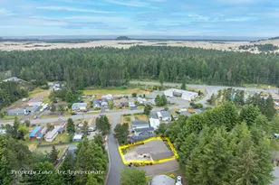 1710 Kristi Loop, Lakeside, OR 97449 - Photo 47