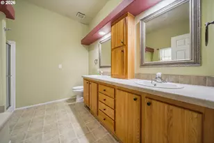 1710 Kristi Loop, Lakeside, OR 97449 - Photo 23