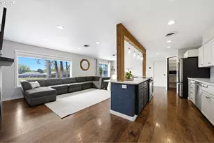 825 W Ridgeway Ave, Hermiston, OR 97838 - Photo 3