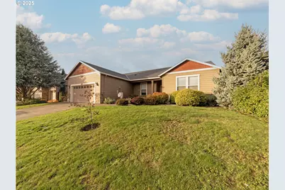 1020 E 4th St, Yamhill, OR 97148 - Photo 3