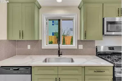9575 SW 92nd Ave, Portland, OR 97223 - Photo 5
