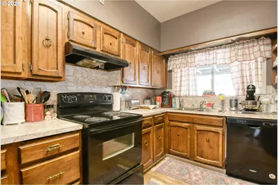 607 SW Court Ave, Pendleton, OR 97801 - Photo 15